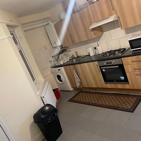 Welcome To Your New Home. Redbridge Luaran gambar