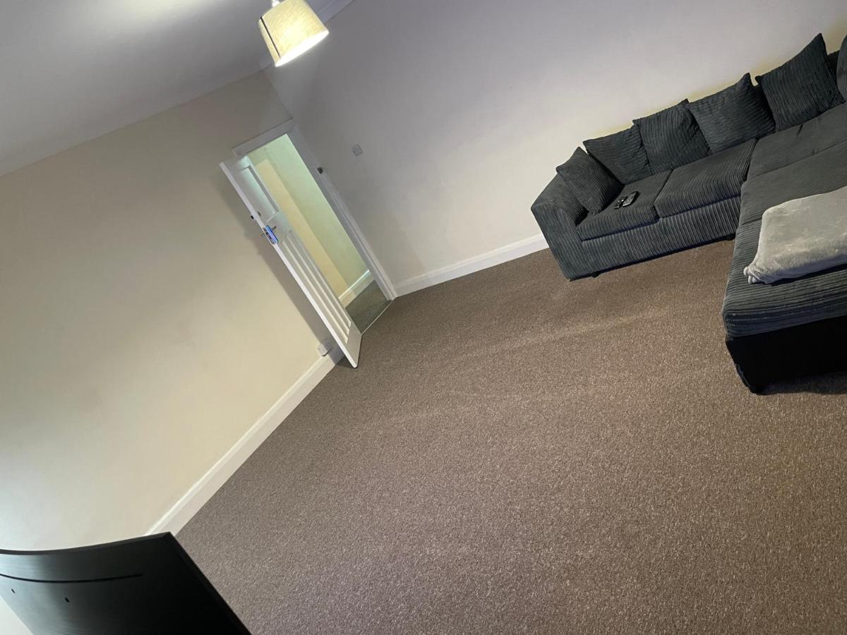 Welcome To Your New Home. Redbridge Luaran gambar
