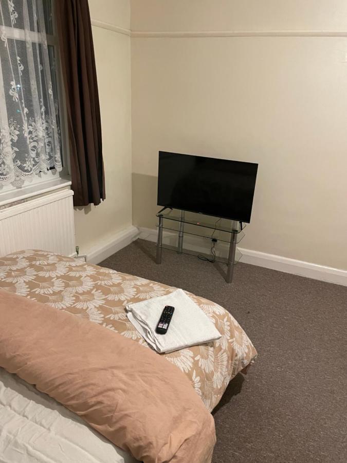 Welcome To Your New Home. Redbridge Luaran gambar
